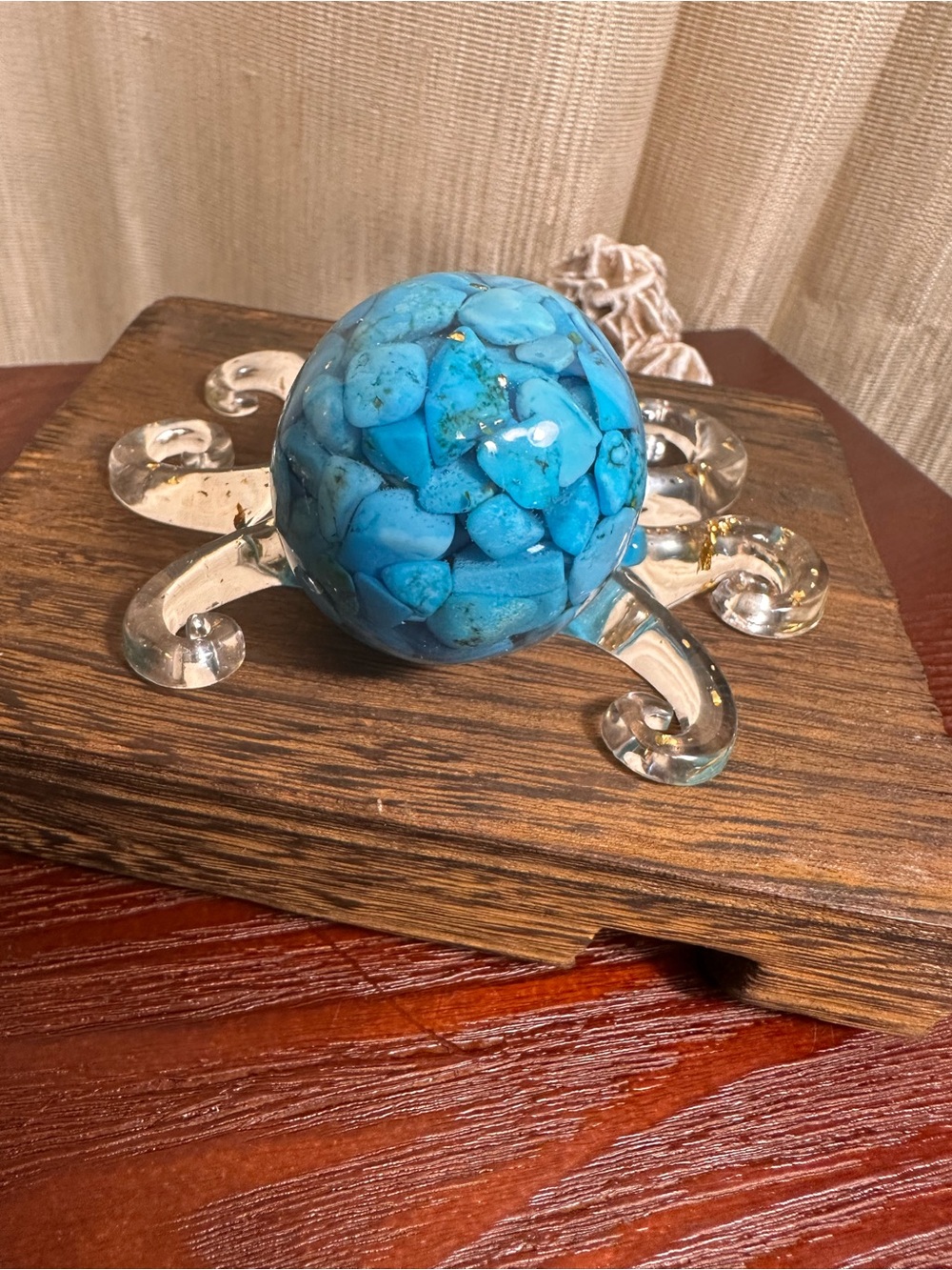Resin and Blue Crystal Chips Octopus Figure - Picture 10 of 16